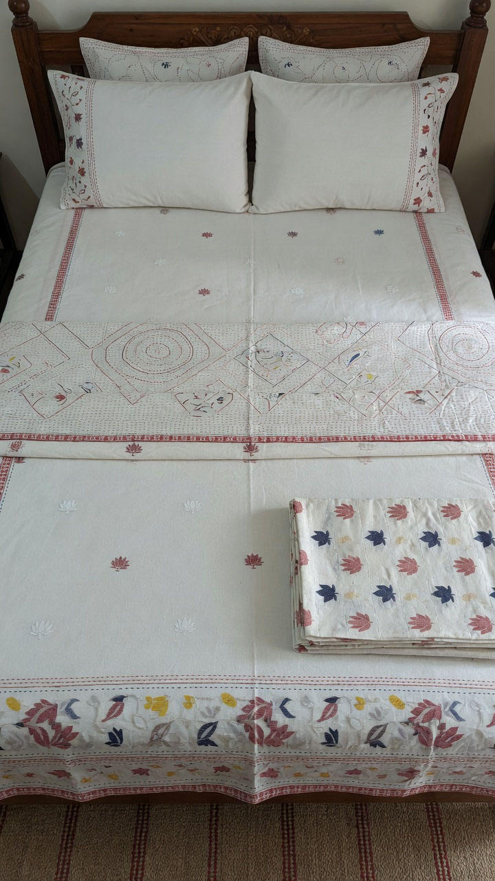 TaatiStudio Golden Elephant Legacy Bed Cover