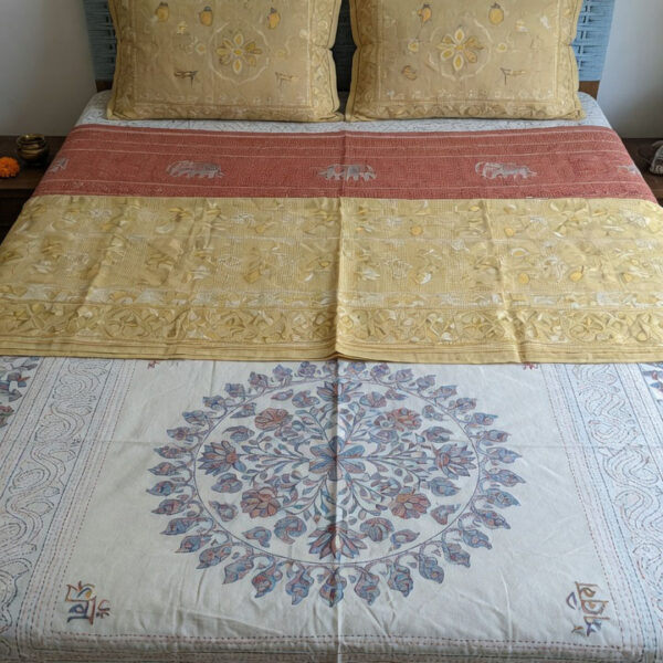 TaatiStudio Paisley Bloom Bed Cover
