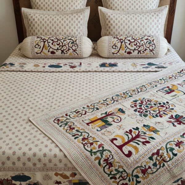 TaatiStudio Village Tree Story Bed Cover